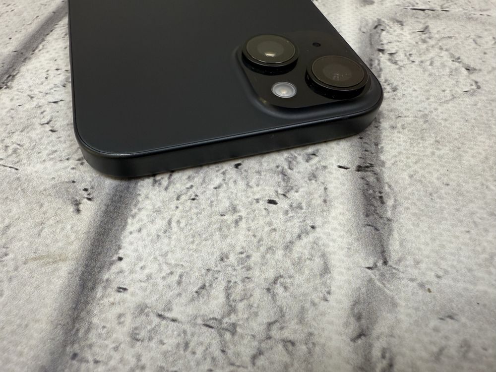 Iphone 15 Plus 128gb neverlock Black Global 660$