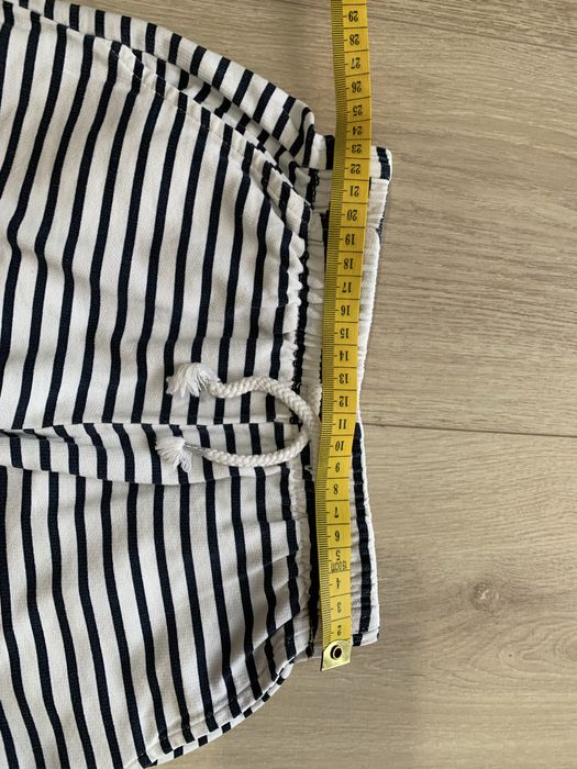 Shorty rozmiar 98 H&M
