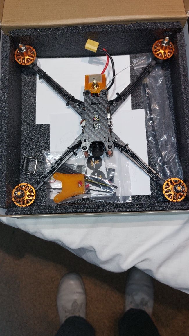 Dron Darwin 7 cali