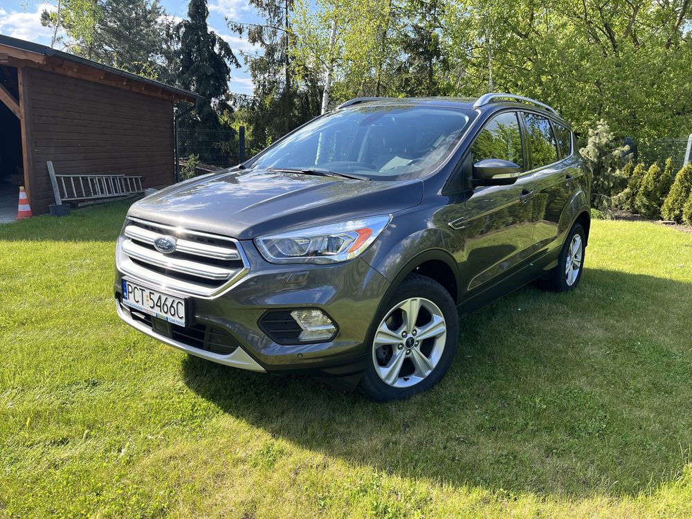 Ford Kuga II po lifcie niski przebieg