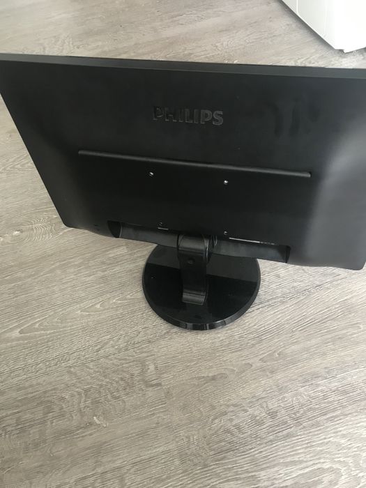 Монітор Philips 226v