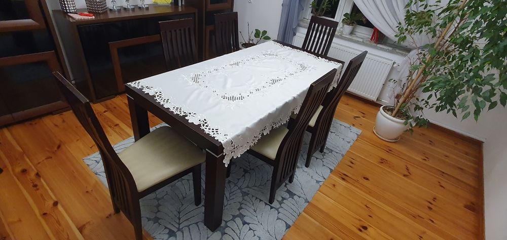 Krzesła 6 sztuk z pełnego drewna z pokrowcami, krzesło brązowe