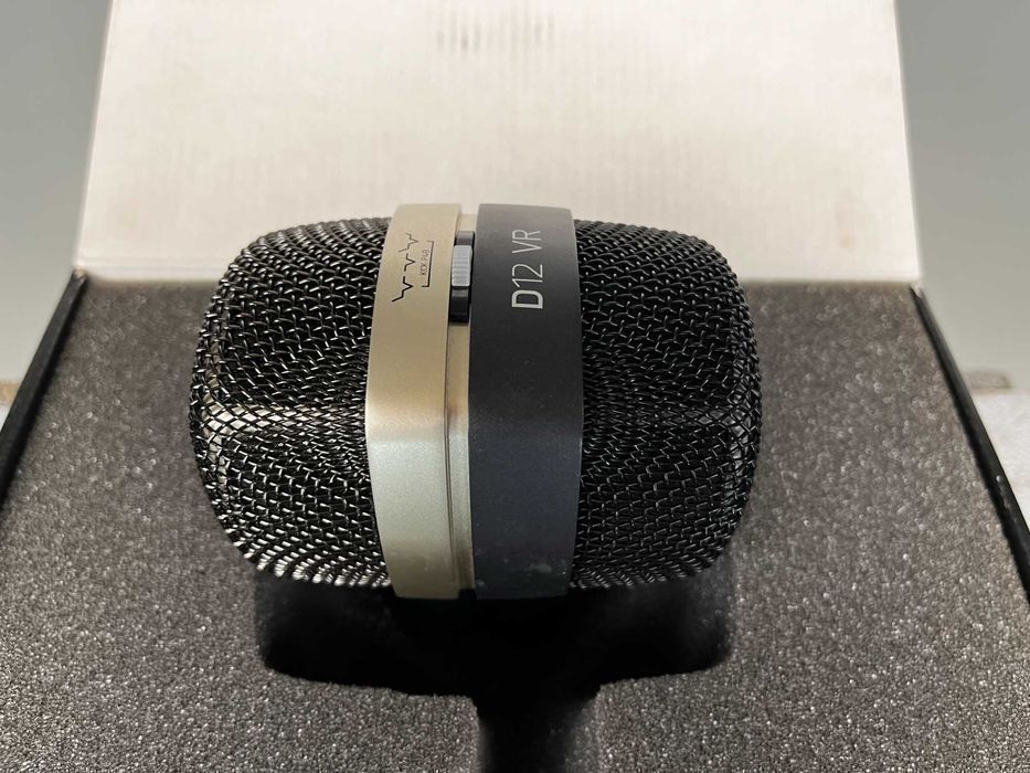 Mikrofon dynamiczny AKG D12 VR - do stopy perkusji