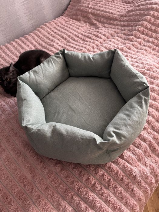 Lezanka dla psa/kota