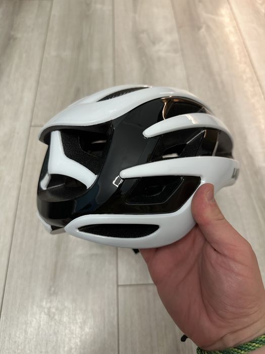Kask rowerowy M/L nowy