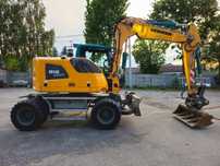 Liebherr 912 compact  Liebherr a912 compact skrętne 4 koła od właściciel bez Dpf i adblue
