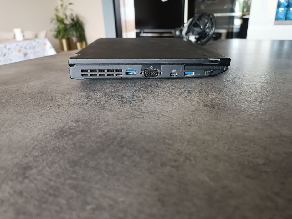 Lenovo ThinkPad x230 i5 8gb 240ssd