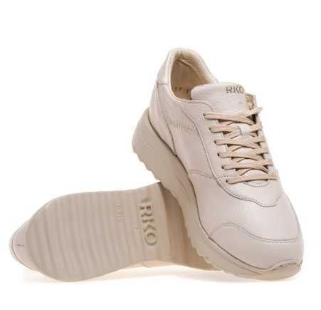 Кросівки шкіряні ортопедичні, устілка 27,3 мм. Ціна мінімальна!