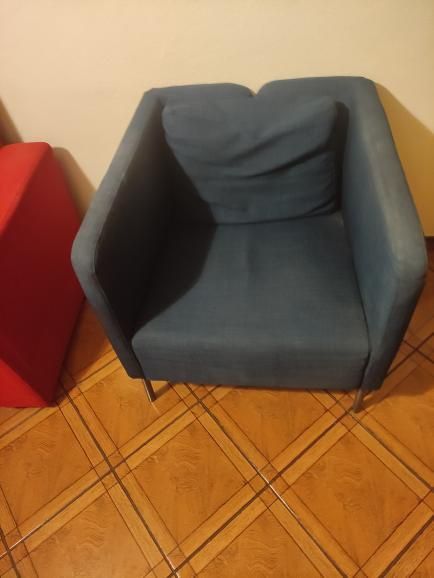 Poltronas modernas  amarelo ou preto