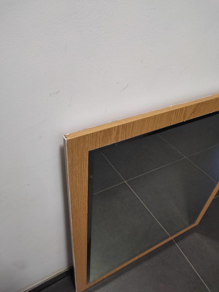 Lustro 70 cm x 70 cm