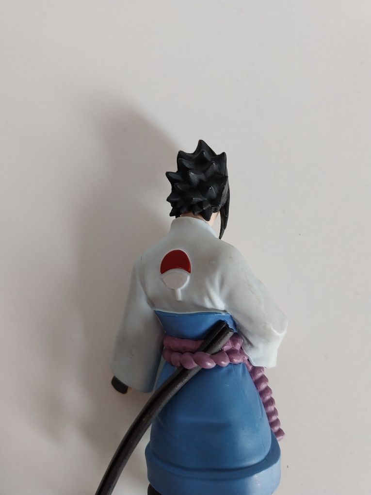 Figura de Ação Sasuke Uchiha (Naruto Shippuden)