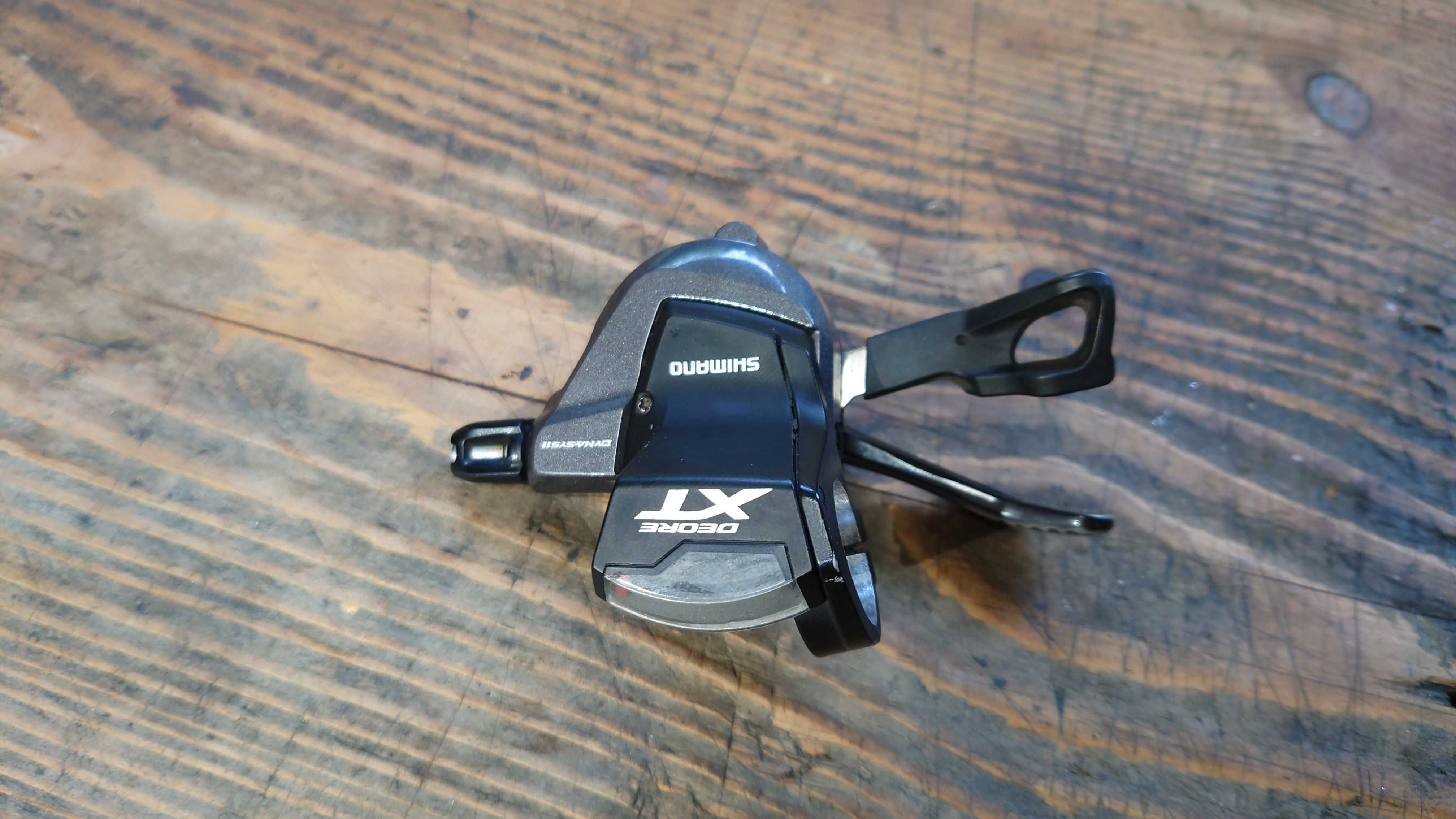 Manetka Shimano Deore XT SL-M8000 11rz Prawa obejma #07