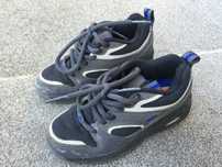 Heelys de criança tamanho 32.5 praticamente novas