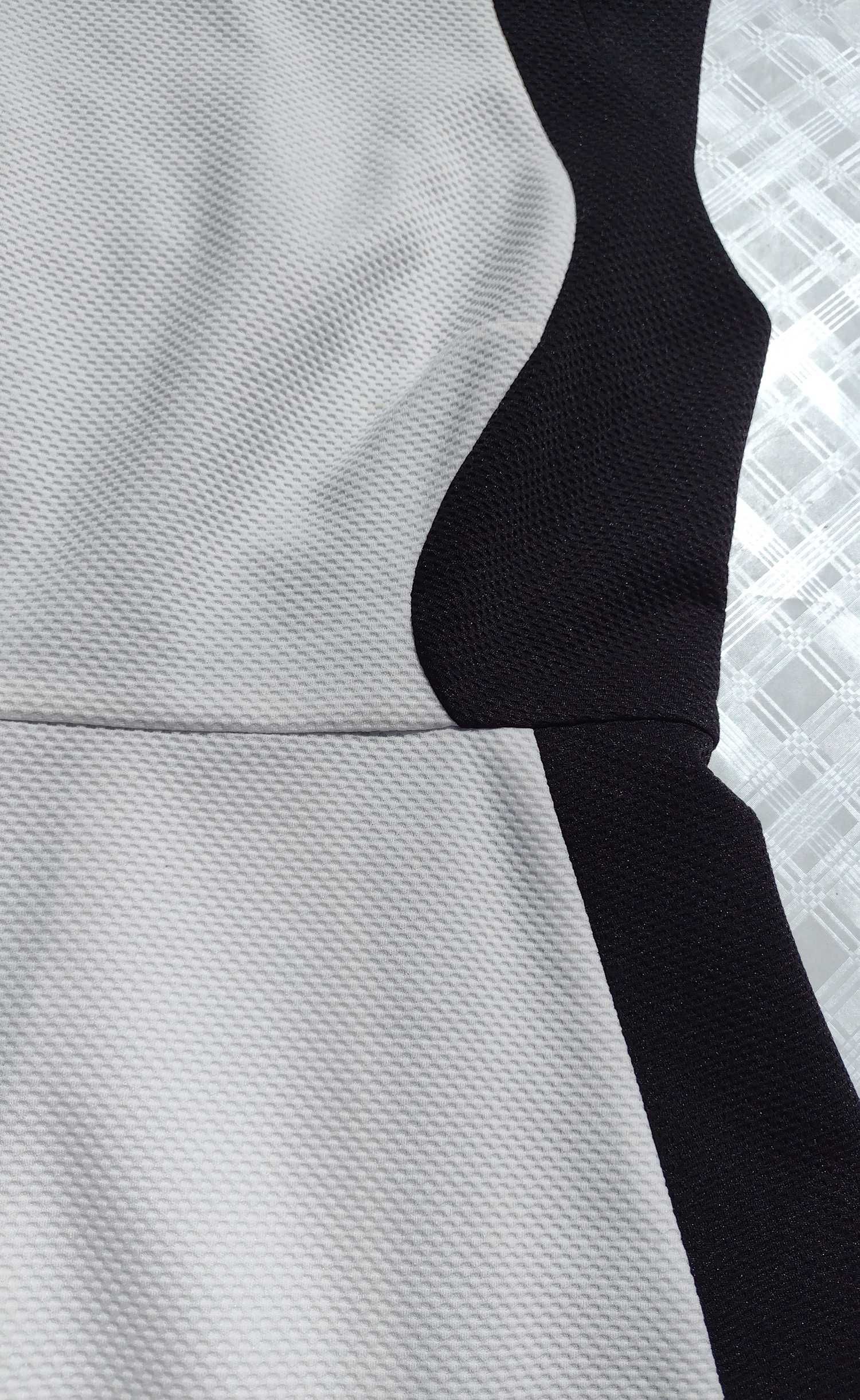 Бело-чёрное платье Jacky Luxury M размер