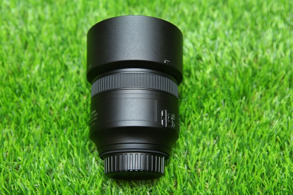 КАК НОВЫЙ!!! Nikon AF-S 85mm f/1.8G + Коробка!