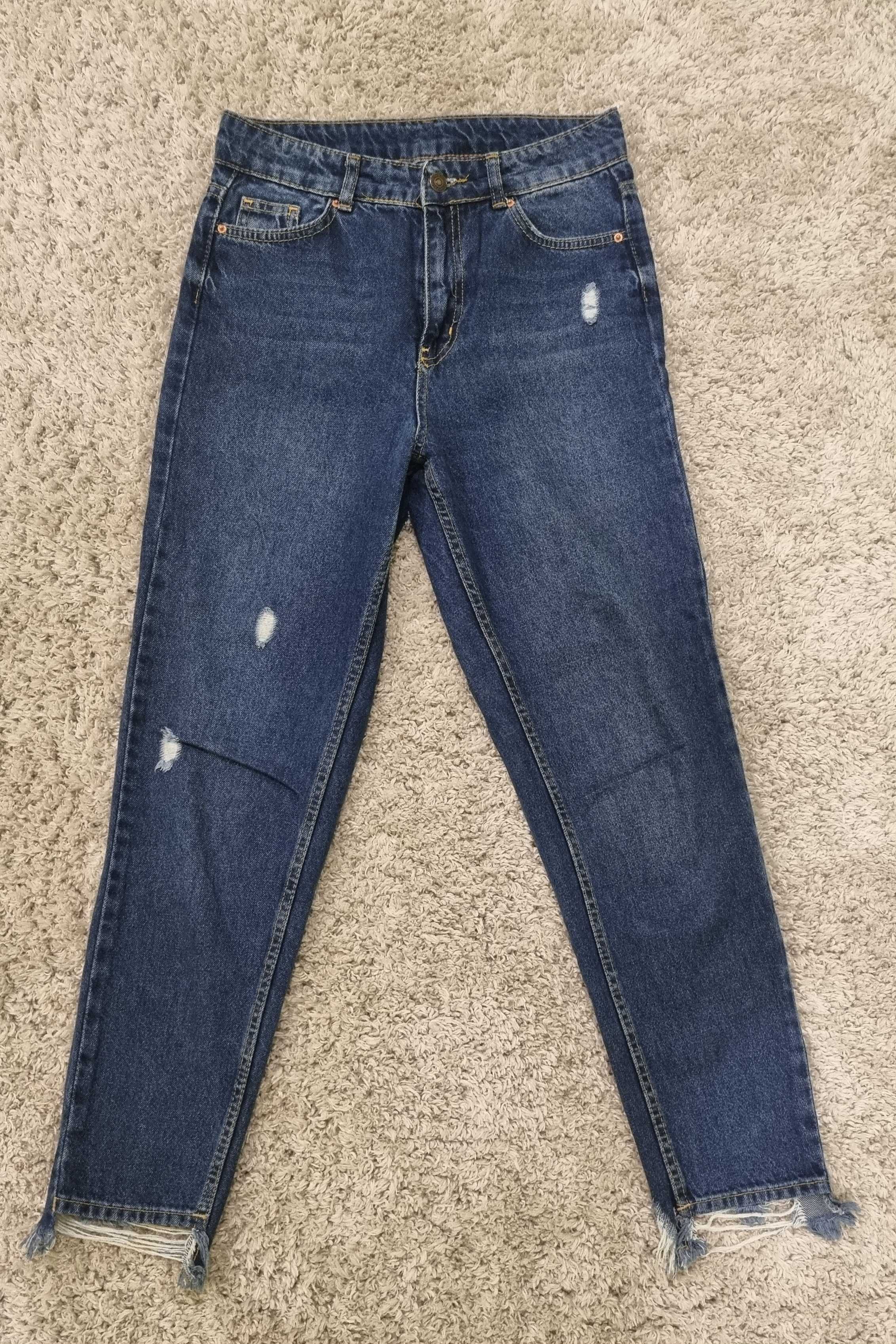 Жіночі джинси, розмір 28