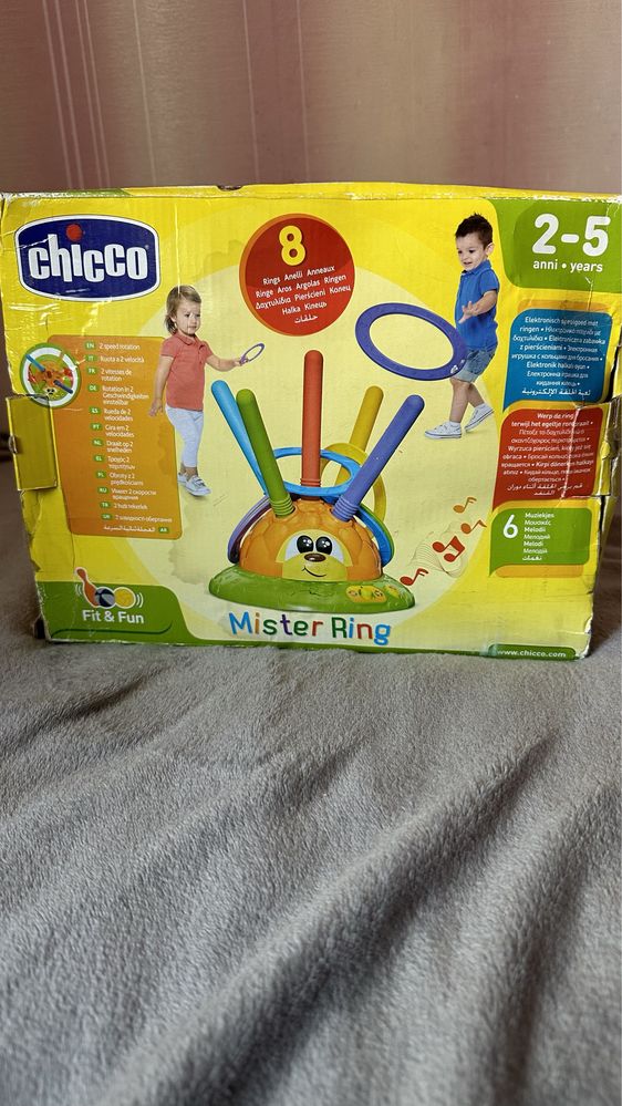 Игрушка Chicco на 2-5 лет ,музыкальная.