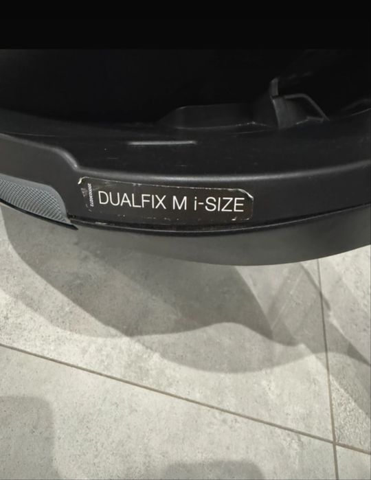 Fotelik samochodowy Britax Romer Dualfix M i-size
