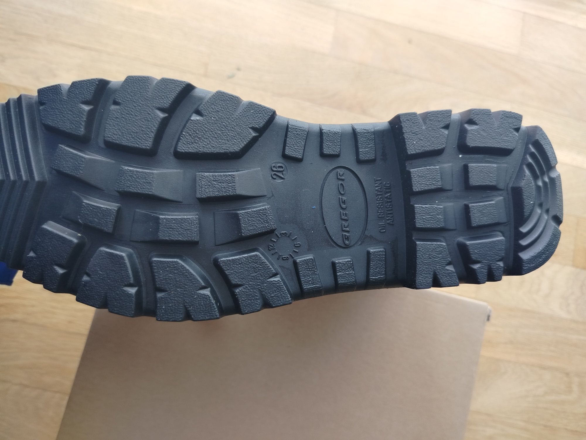 Buty zimowe MON, buty wojskowe 933/A roz. 26 (cywilne 40)