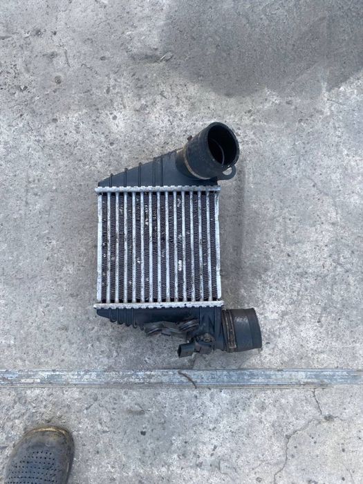 Інтеркулер фольцваген гольф 4-3. 1,9дизель