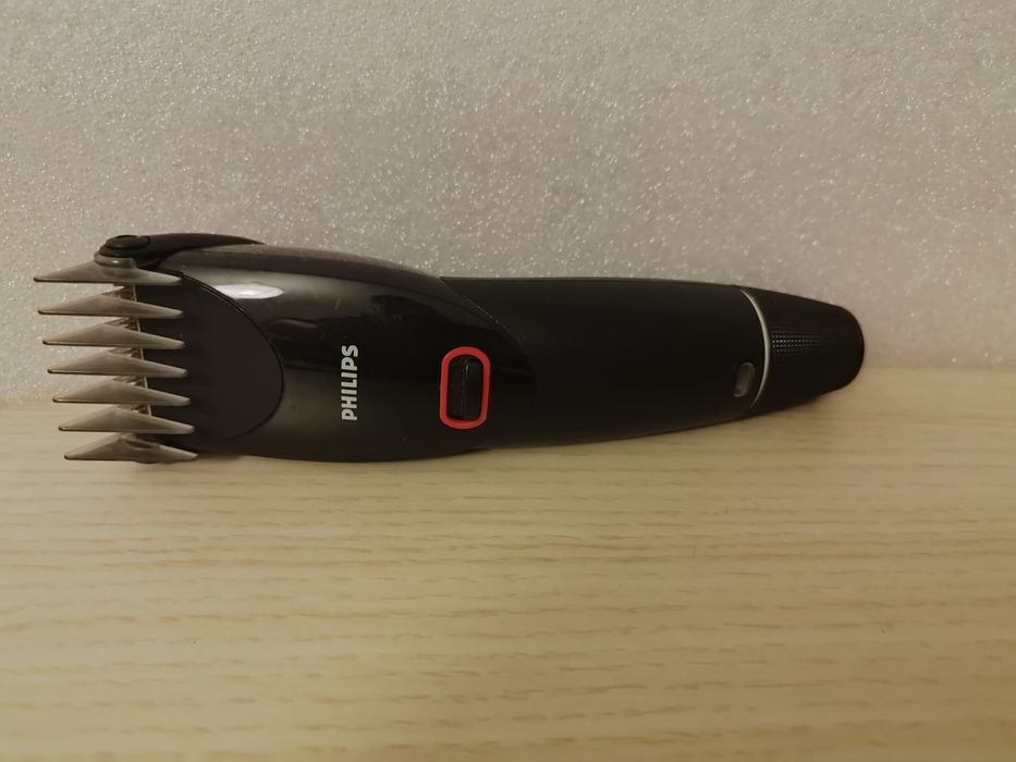 Машинка для стрижки волосся Philips QC5010