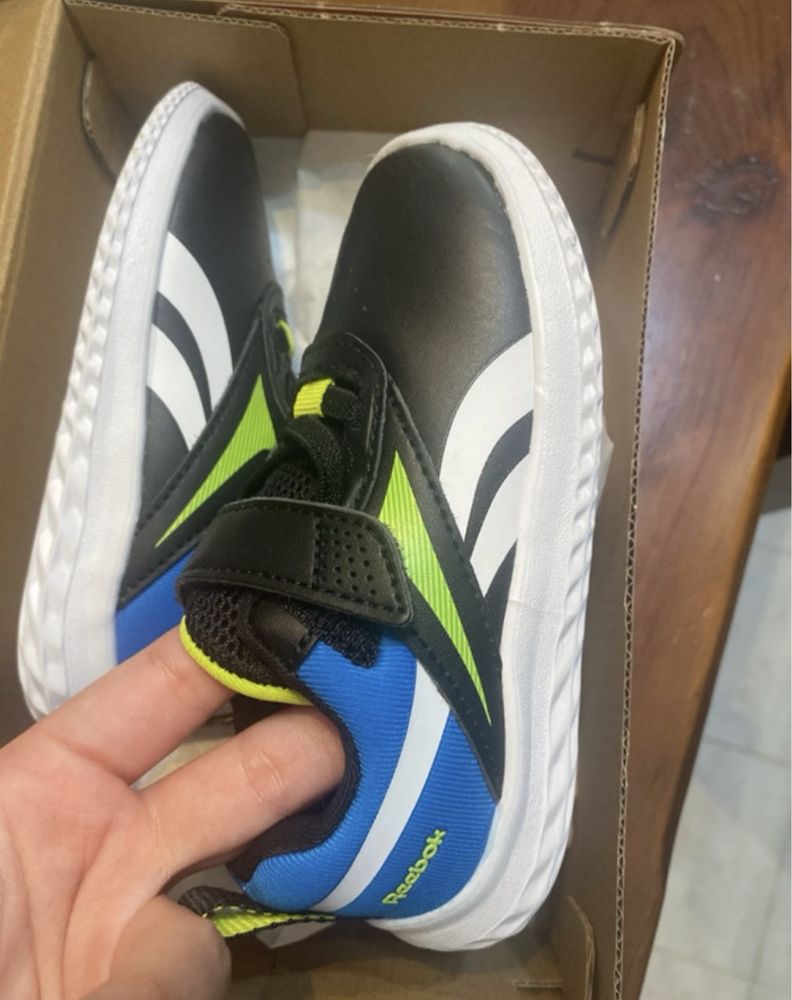 Ténis reebok de criança