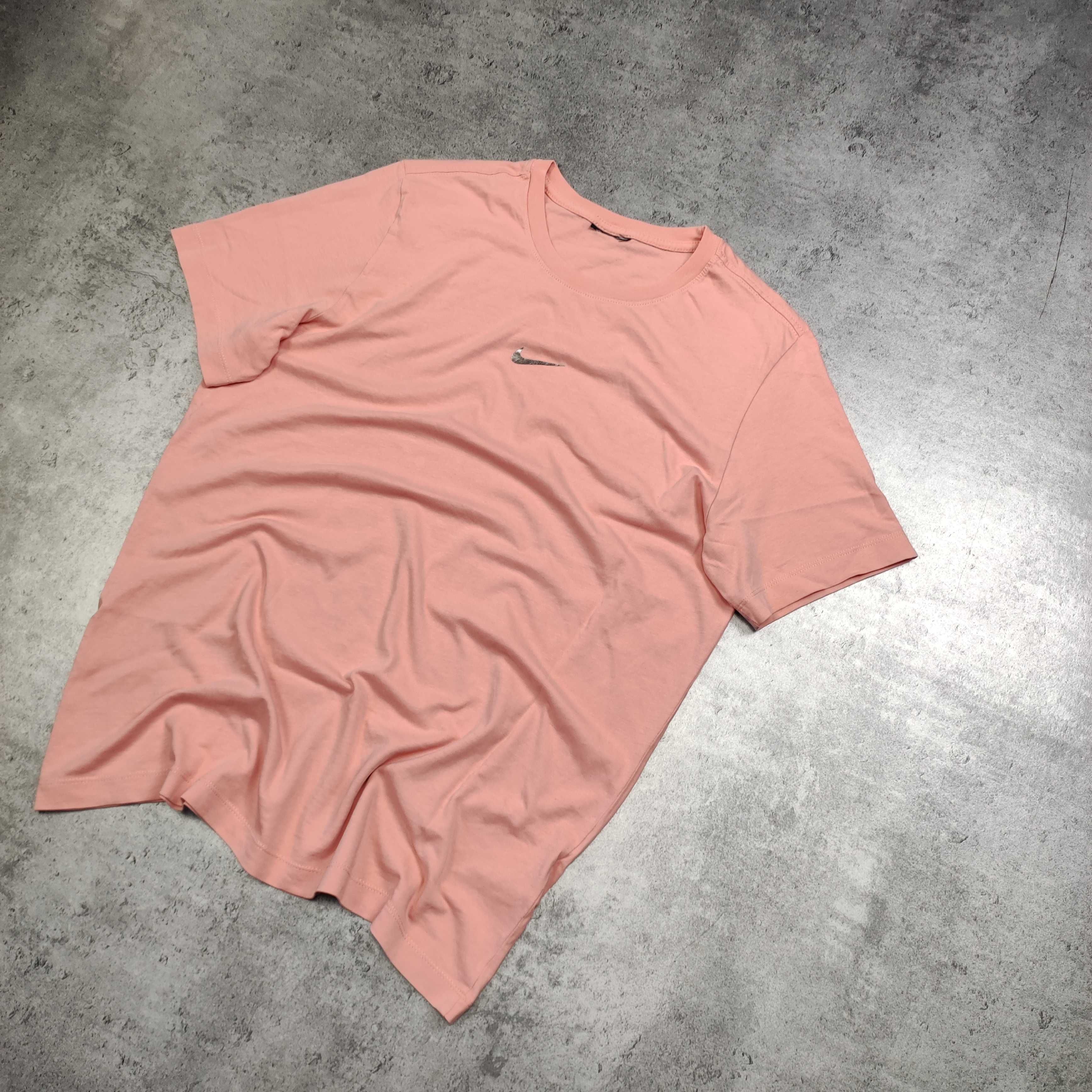 MĘSKA PREMIUM Koszulka Pudrowy Róż Logo Środek Nike Bawełna Casual