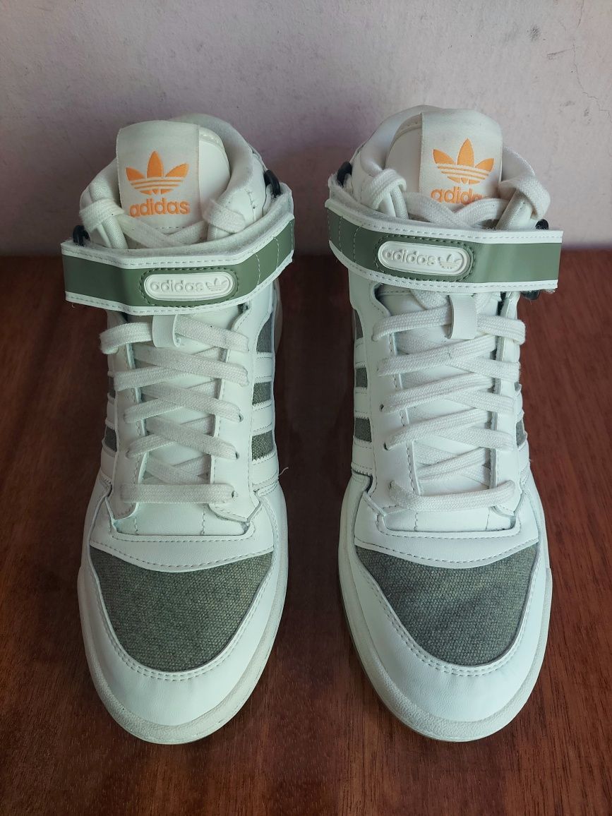 Кроссовки снікерси Adidas forum оригінал 

Розмір по бірці:
Us 8  UK 7