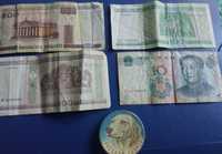 10 юаней 2005 500 рублей купюры значок