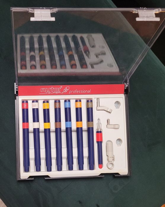 Pisak kreślarski"RYSTOR"