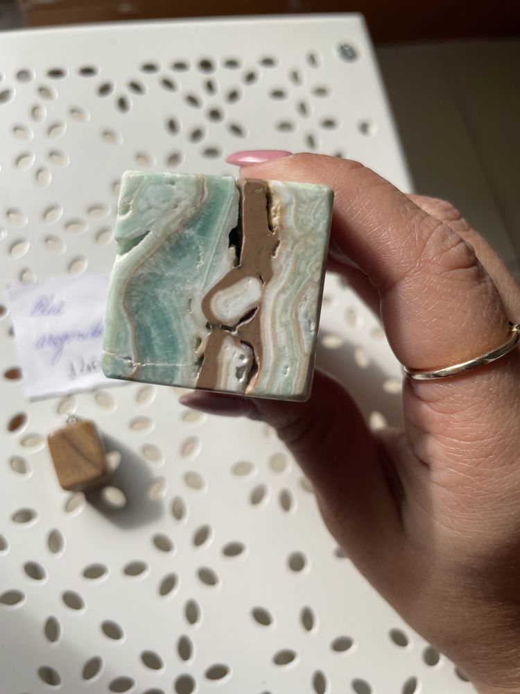 Aragonite Azul 146g