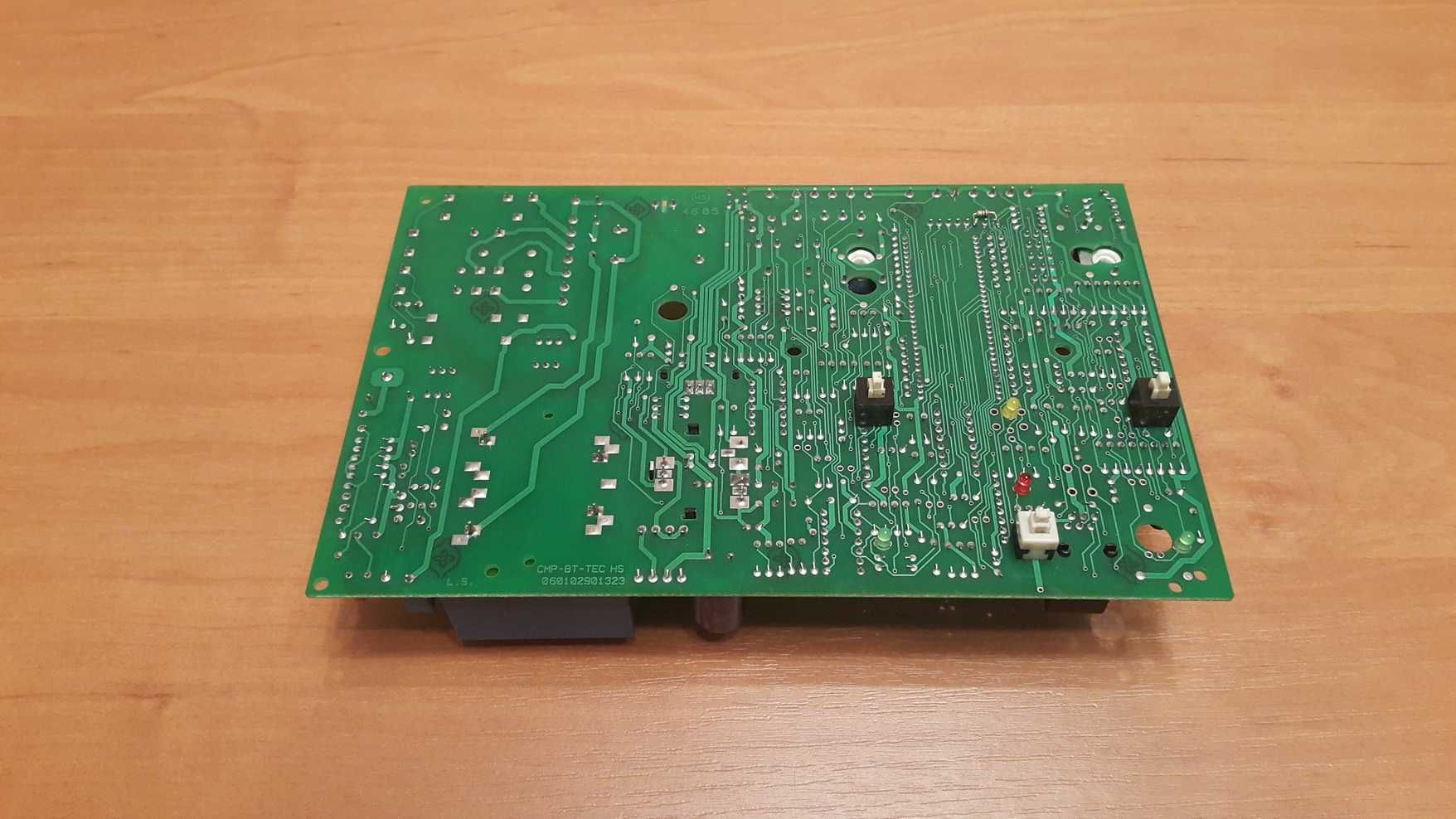 Новая Плата управления на газовый котел Ariston T2 MI/MFFI  65100248