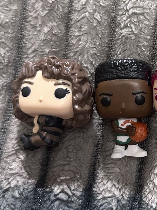 обмін дивні дива,stranger things kinder joy