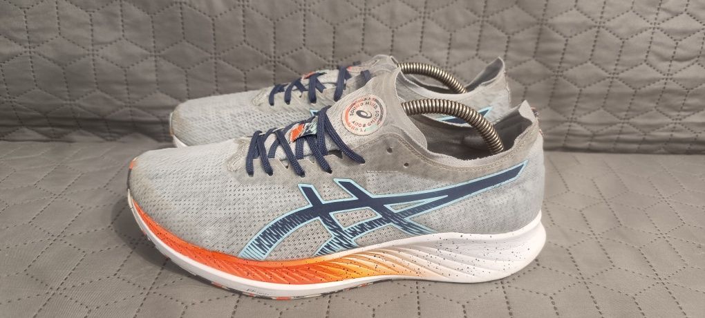 Кросівки Asics MAGIC SPEED, 45 р., 28,5-29,5 см.