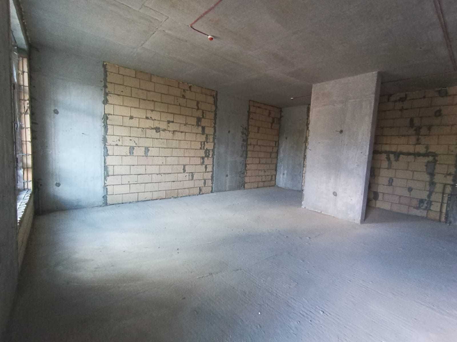 ЖК Голосеевский. Фасадное помещение "Open Space" 52 м2
