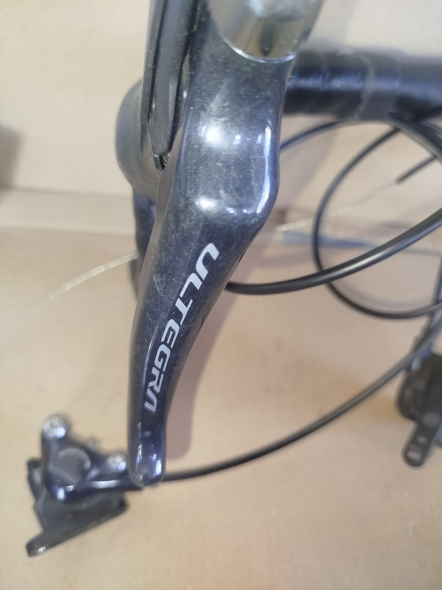 Grupa szosowa Ultegra R8000 2x11 hamulce tarczowe używana
