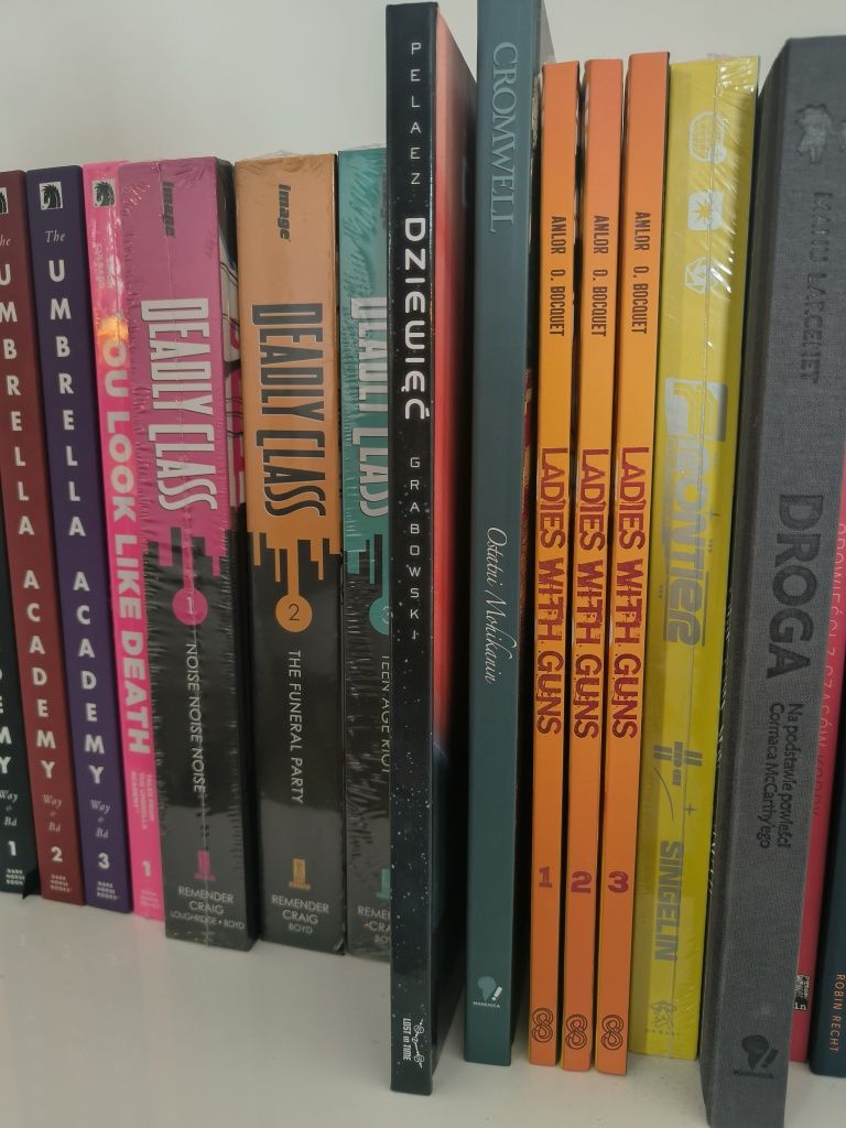 Dziewięć - Komiks