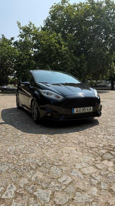 Ford fiesta ST 1.6 182CV