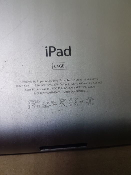 Планшет ipad a1396 тріщина