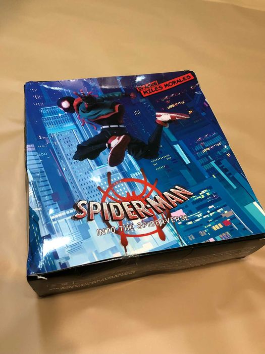 Человек паук Spider man Miles Morales  павук ДЕФЕКТ  читать описание