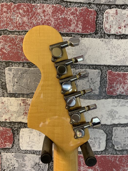 Електрогітара Fender JAPAN STRATOCASTER