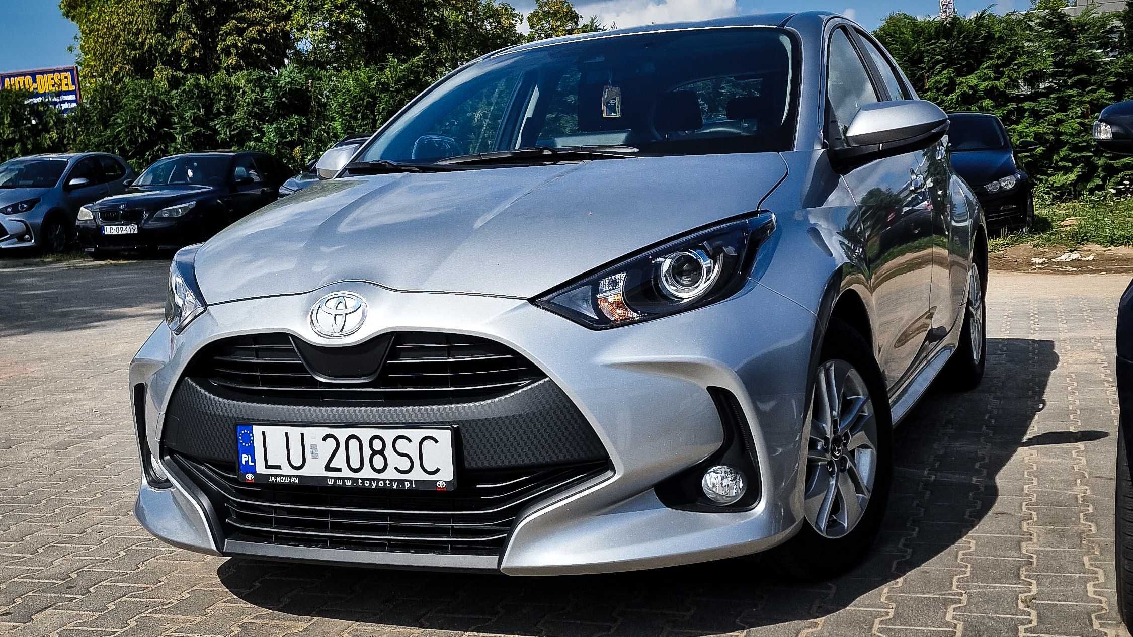 Wypożyczalnia samochodów pojazdów, auto 9-osobowe 5-osobowe, dostawcze
