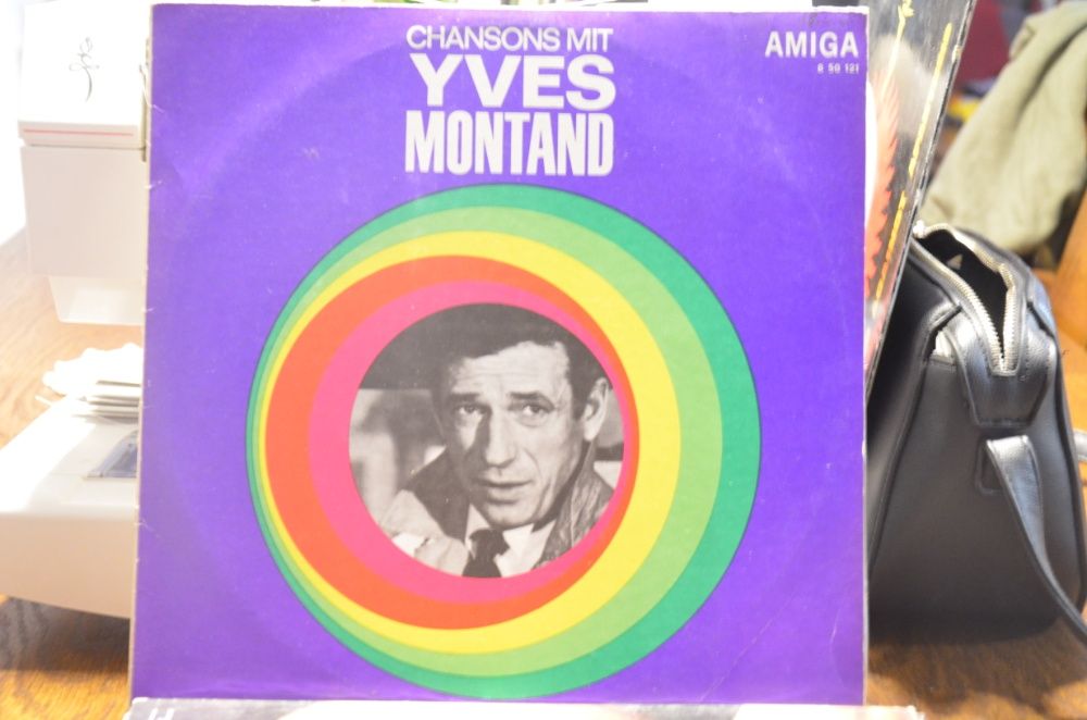 Płyty winylowe Aznavour,Jarreau,Montand itp