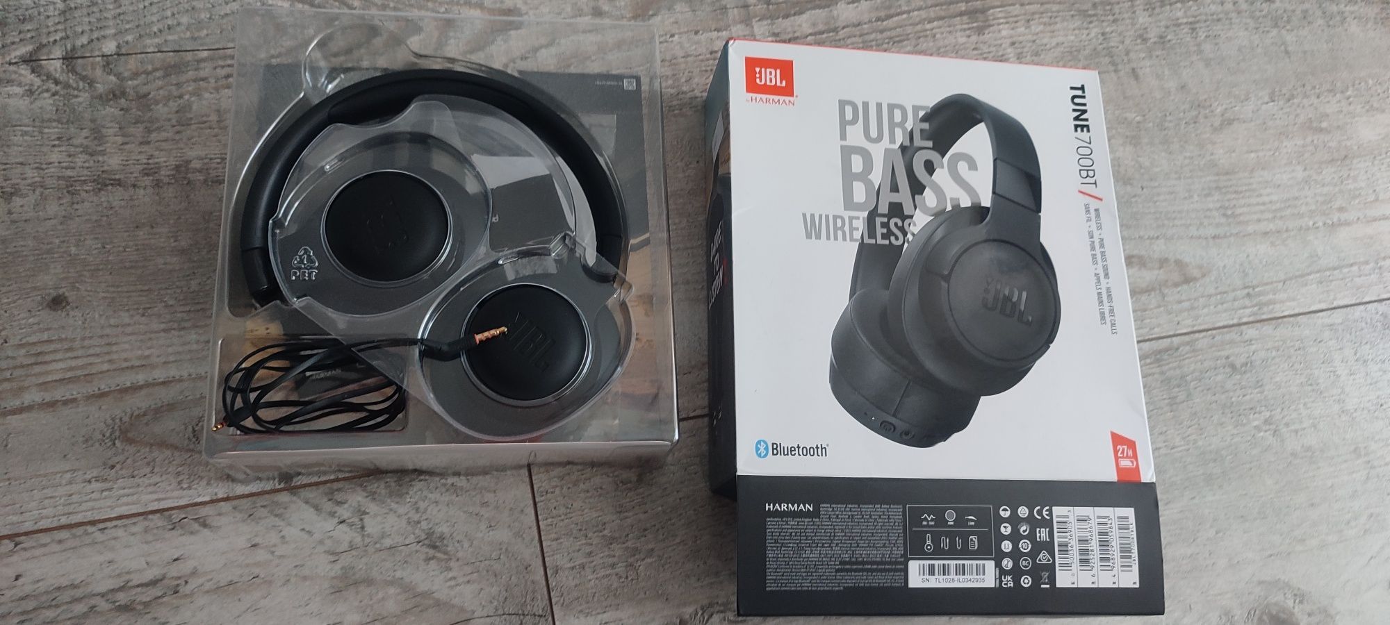 Słuchawki JBL 700bt. Jak nowe !