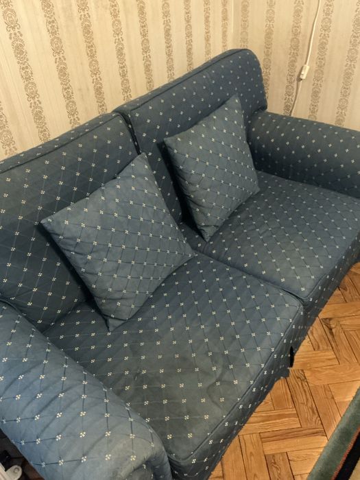 Sofá-cama + sofá individual em tecido