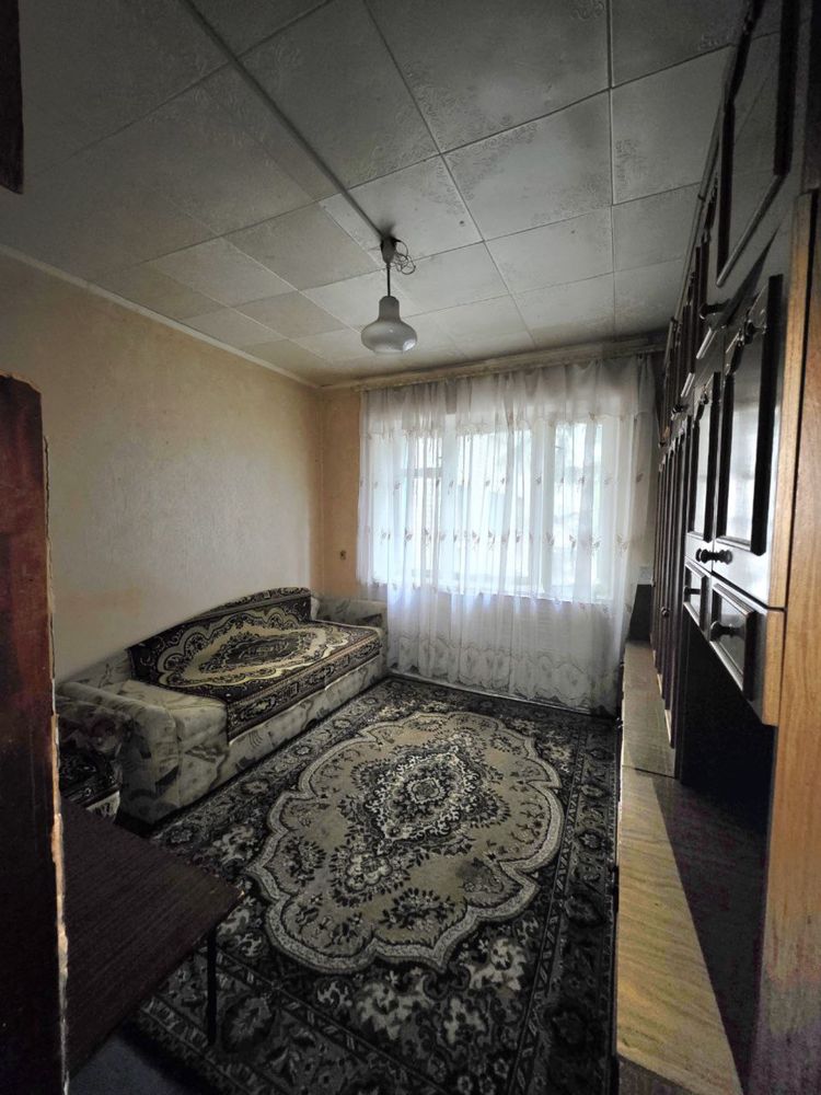Продам комнату в общежитие 25 кв.м на 2 этаже