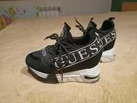 Buty Guess nie zniszczone