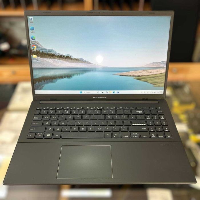 Ноутбук ASUS Vivobook GO 15 –  Ryzen 3 / 8GB / SSD 512GB 2024рік