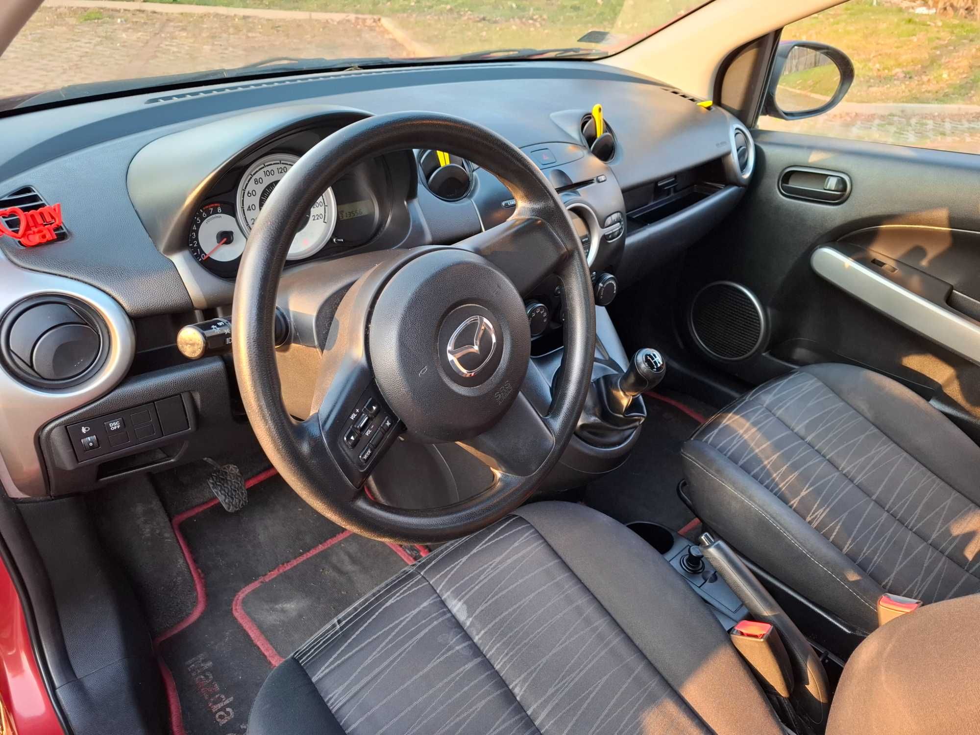 Mazda 2, benzyna, 2008 r.