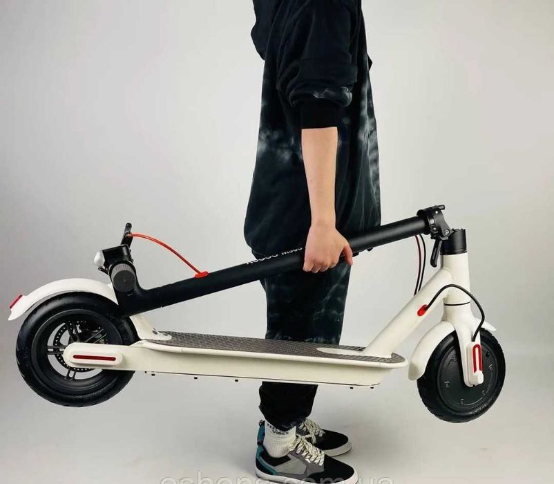 ЕлектроСамокат KugooM365 PRO ( Под восстановление)